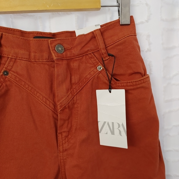 SOLD Zara mom fit hi-rise jeans size 2 - Picture 3 of 11